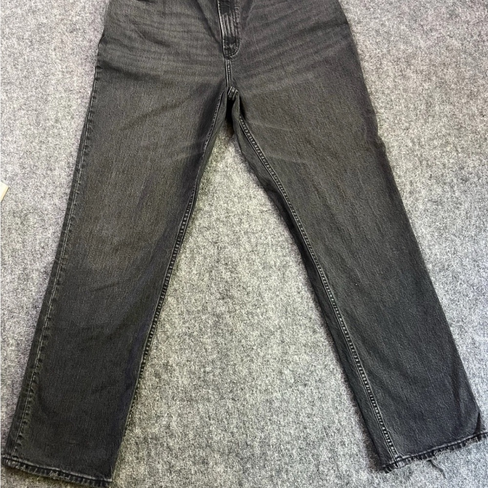NWT ABERCROMBIE & FITCH 90s Straight Ultra High Rise Jeans Sz 33x16 Long